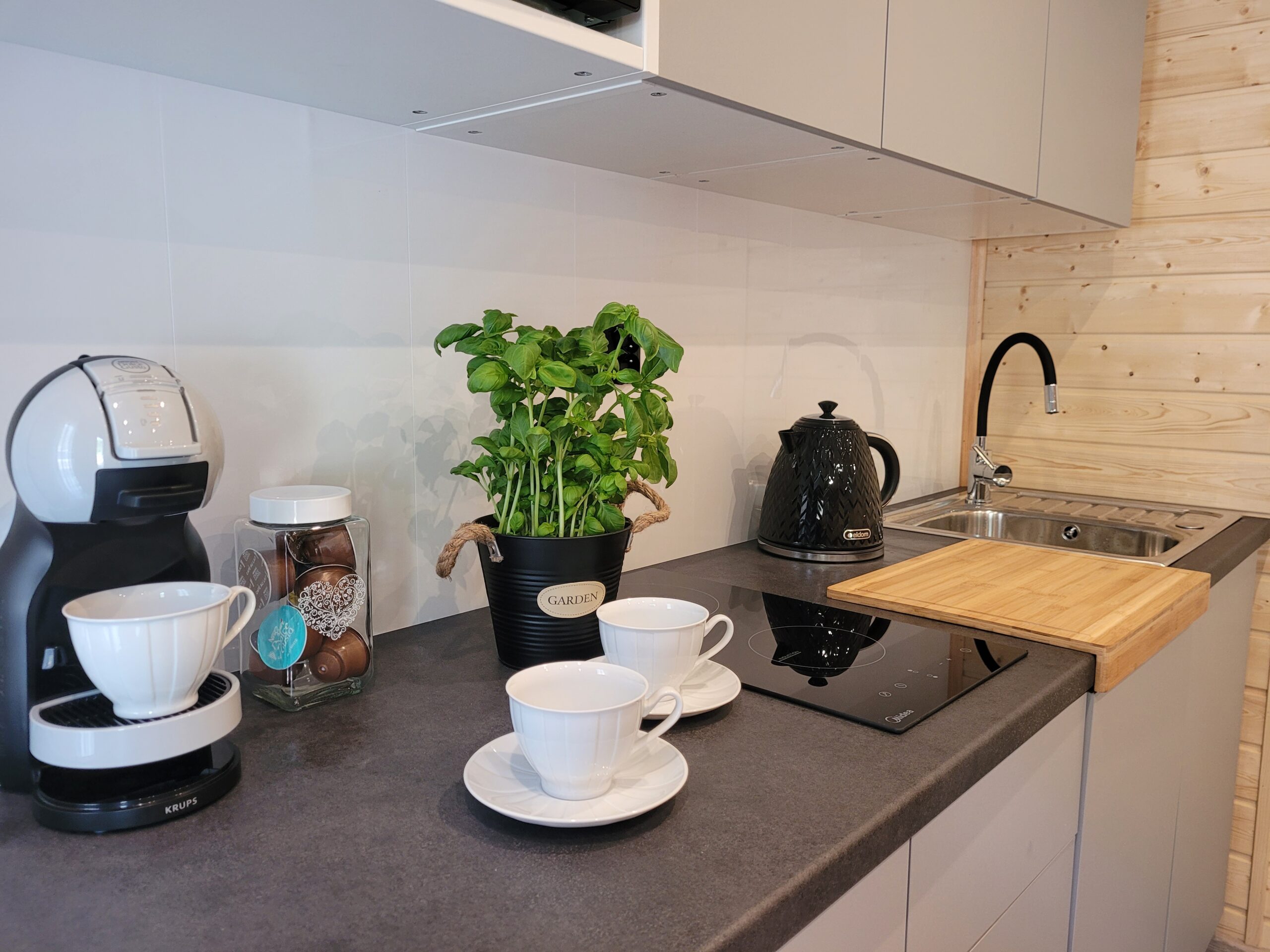 Domek obok rzeki, noclegi Bałtów, nocleg w Bałtowie, domki Bałtów