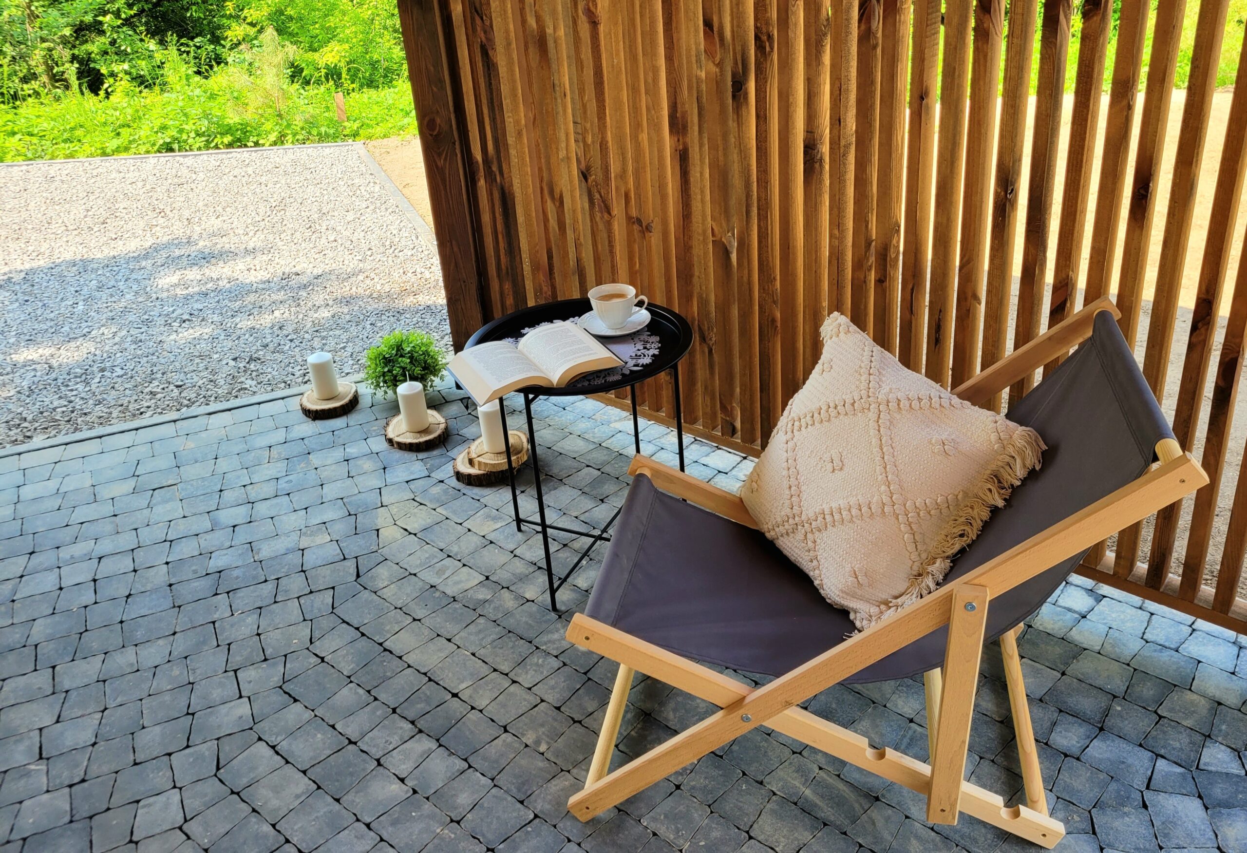 Domek obok rzeki, noclegi Bałtów